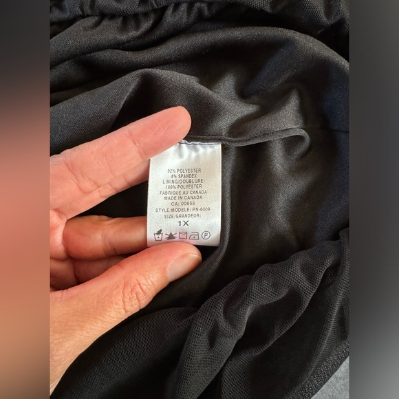 🟢NWT Pennington’s 1X Black flowy blouse.🟢 - Picture 5 of 10